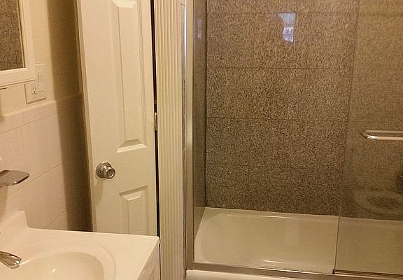 5th image of 347 E 61st St APT 1FE
