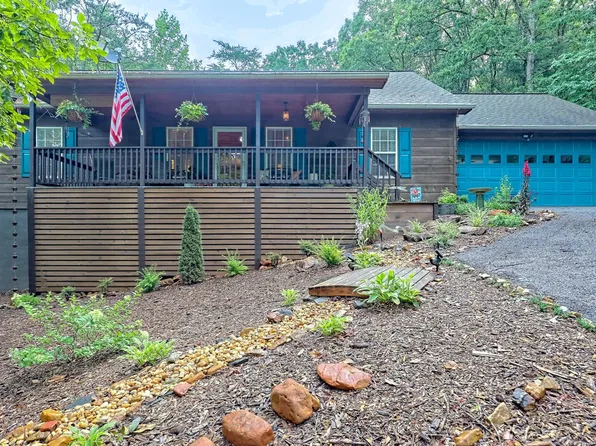 5601 Mountain Valley Way, Young Harris, GA 30582