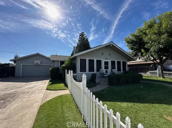 1379 Griffin St, Merced, CA 95341