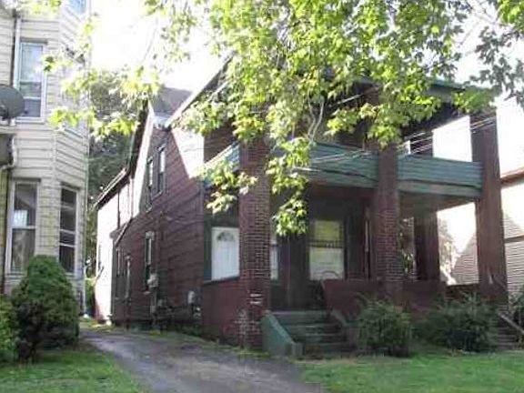 4th image of 617-19 E 6th St