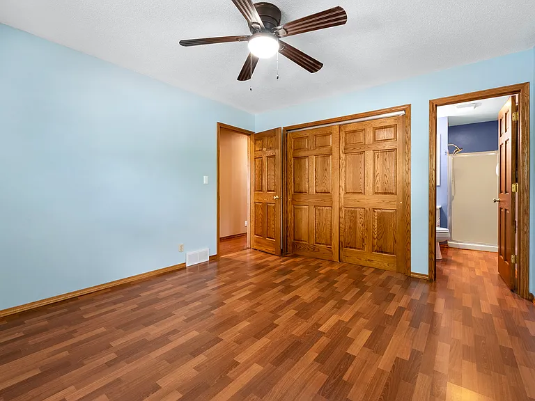 2317 S Bahnson Ave — Photo 8