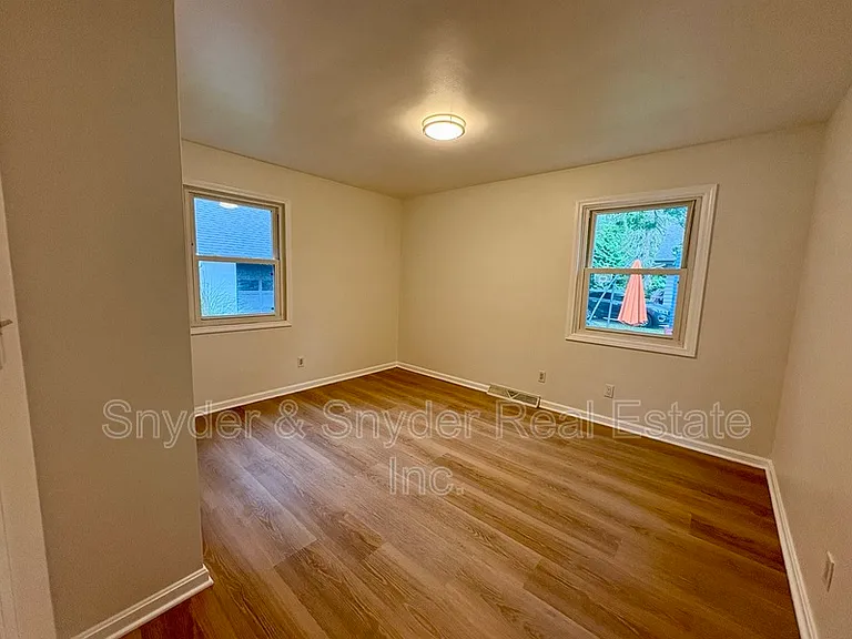 1173 Dayton St — Photo 7