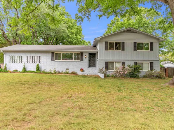 4782 Hallbrook St, Millington, TN 38053