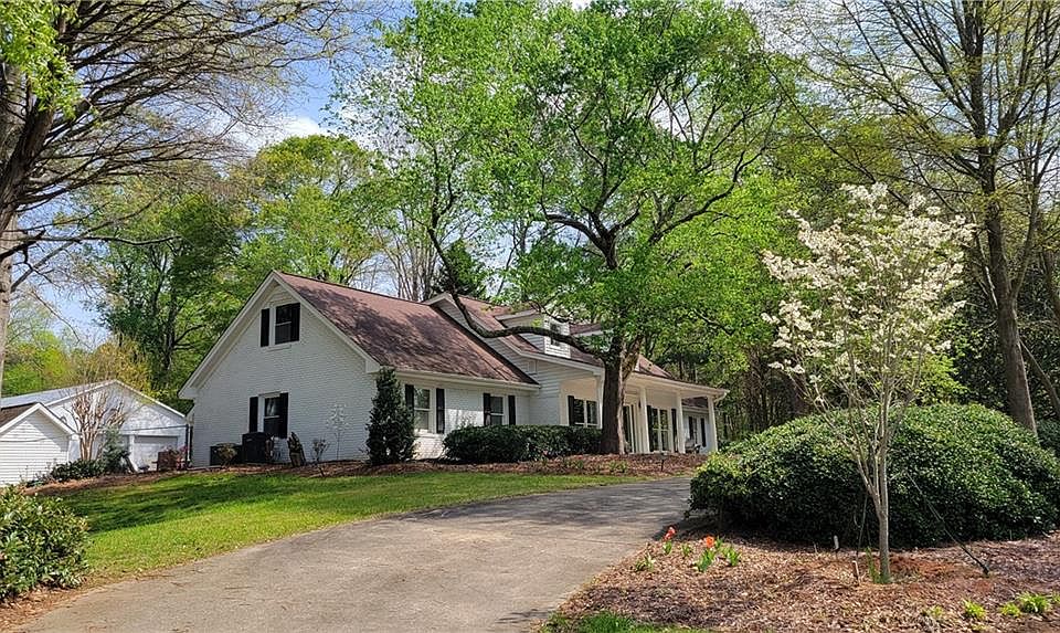 2251 E Cherokee Dr, Woodstock, GA 30188 MLS 7227818 Zillow