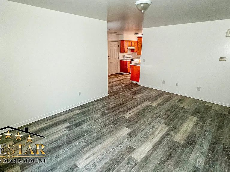 618 Spring Meadow Ct #1 — Photo 6