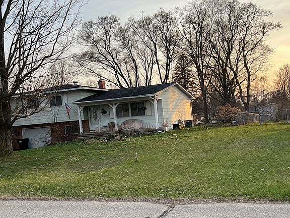 2nd image of 20715 Ross Pkwy
