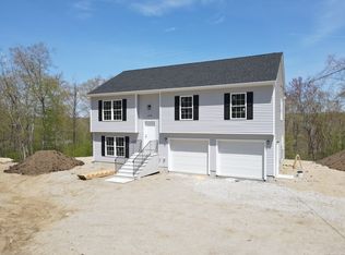 1125 E Lake Rd, Oakdale, CT 06370