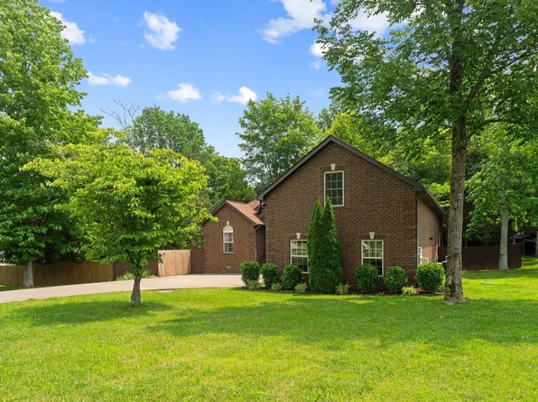 3006 Gracie Ann Dr, Greenbrier, TN 37073