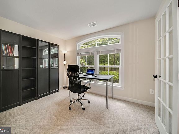 4th image of 458 Lady Fern Pl