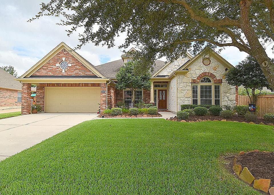 1st image of 26307 Longmont Park Ln