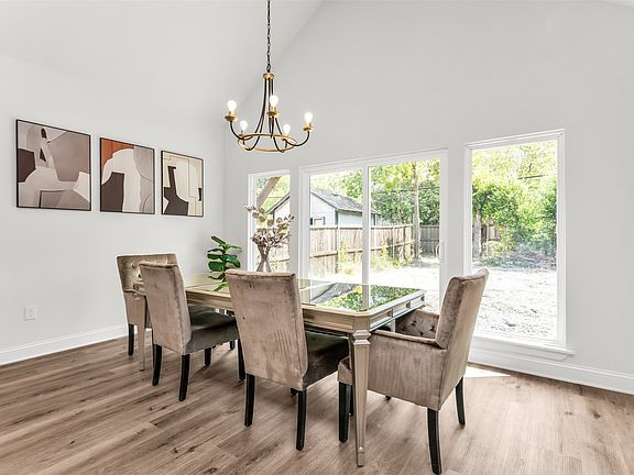 5th image of 808 Wilkinson Dr