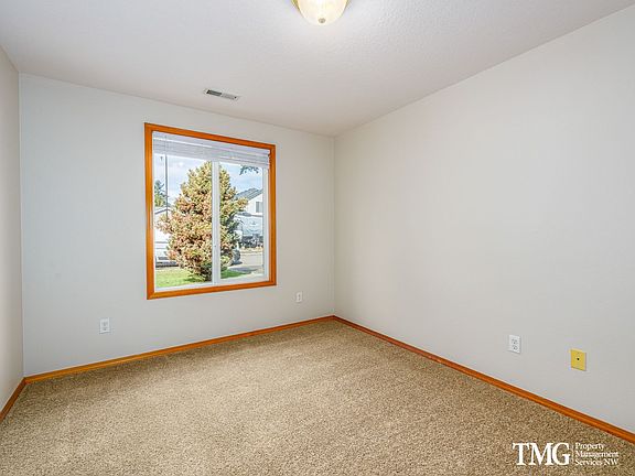 4th image of 15709 NE 93rd St