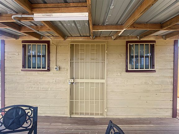 2nd image of Pinon Pne