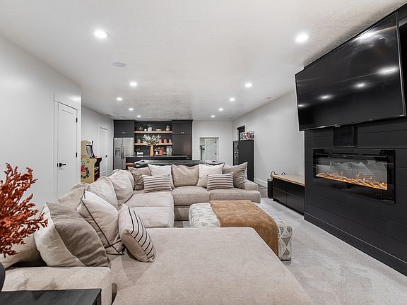 5th image of 1276 W Fallow Way Unit 76