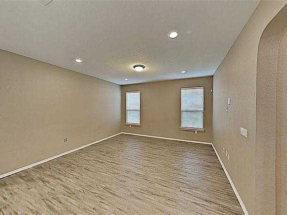 5th image of 14609 Bedstraw Dr