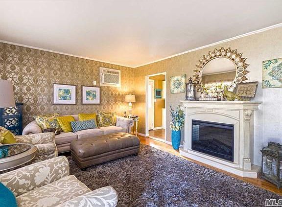 2nd image of 104 Laux Pl
