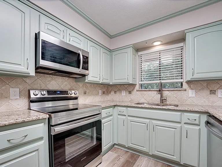 605 Scenic Dr — Photo 26