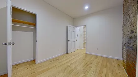 Rented by TOUR LLC