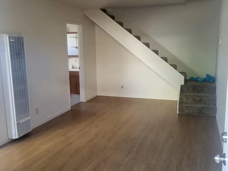 20961 Wilbeam Ave — Photo 2