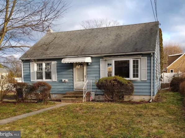 547 Feaster Ave, Feasterville, PA 19053