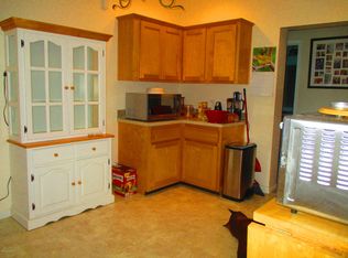 27 Woodrow Ct, Brandenburg, KY 40108