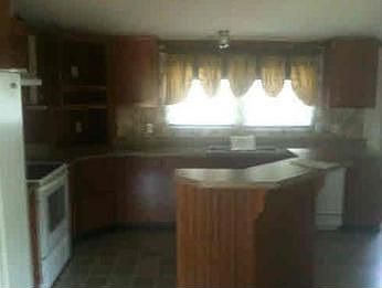 2nd image of 139 Sandra Lee Rd
