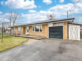 25 Lesbury Ave, Brampton, ON
