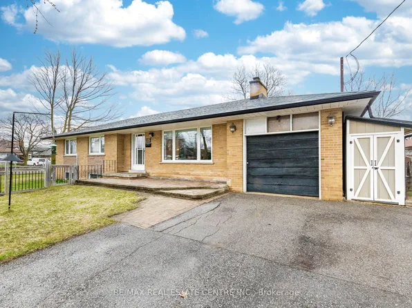 25 Lesbury Ave, Brampton, ON L6W 3A2