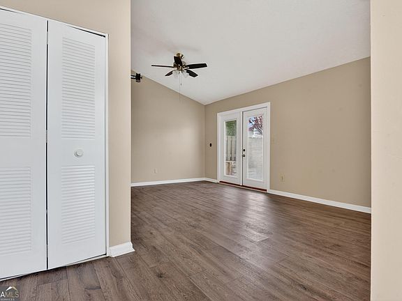 4th image of 1464 Pine Log Rd NE APT A