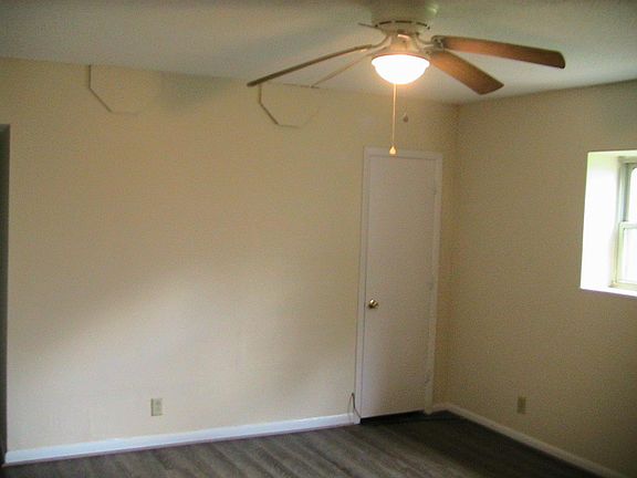2nd image of 3337 Sevier Ave APT 1