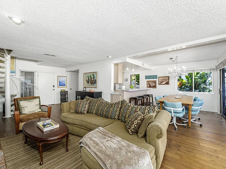805 N Bay Front — Photo 15