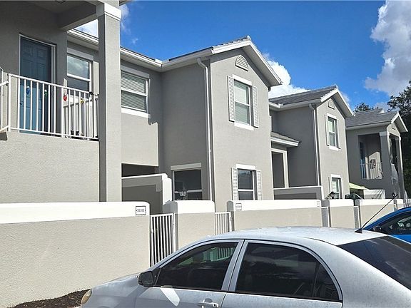 3rd image of 12100 Summergate Cir APT 203