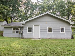 9869 County Road 7290, Pottersville, MO 65790