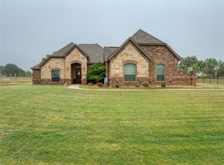 155 Mill Crossing Ln, Springtown, TX 76082