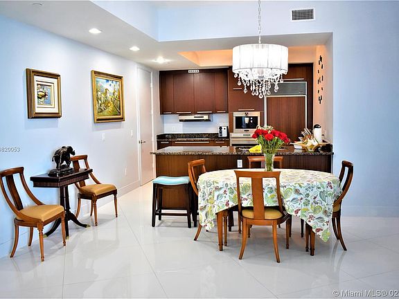 3rd image of 15811 Collins Ave APT 1207
