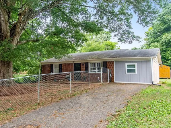 81 Marconi St, Mocksville, NC 27028