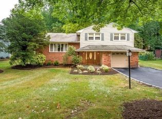 35 Schuyler St, Parsippany, NJ 07054