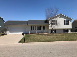 1004 Calypso Dr, Winneconne, WI 54986