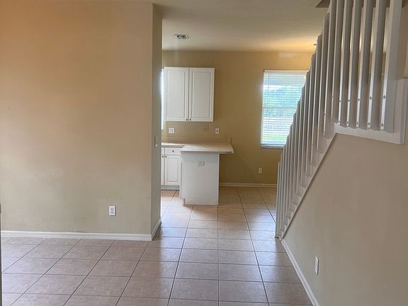 3rd image of 11230 Lakeland Cir