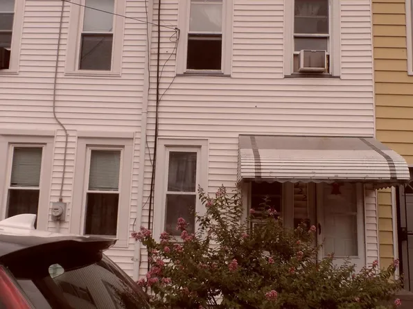 222 Ashmore Ave, Trenton, NJ 08611