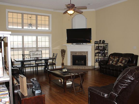 3rd image of 7446 Southbranch Pkwy