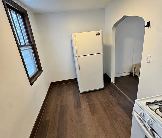 1021 Charles Ave #1 — Photo 6