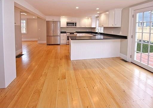 2nd image of 5 Salem St