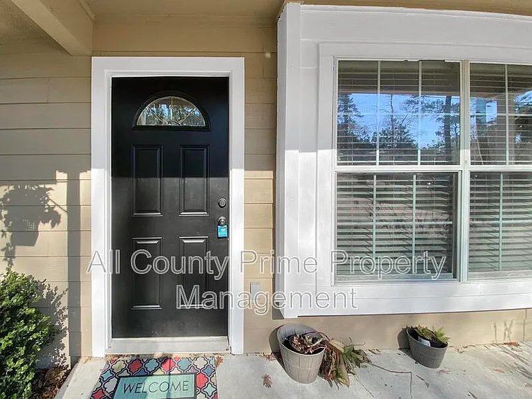 10825 Royal Magnolia Dr — Photo 4