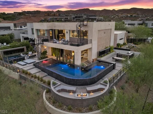 32 Highland Cove Ln, Henderson, NV 89011