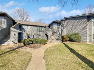 2982 Woodbridge Crossing Dr, Midlothian, VA 23112