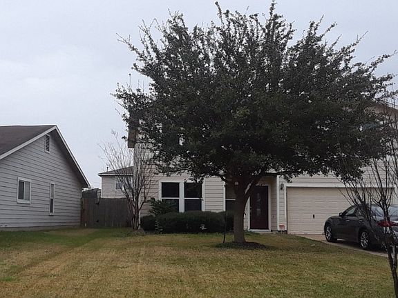 3rd image of 7814 Ashland Springs Ln