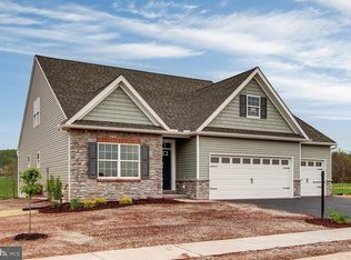 75 Callie Dr, York, PA 17404