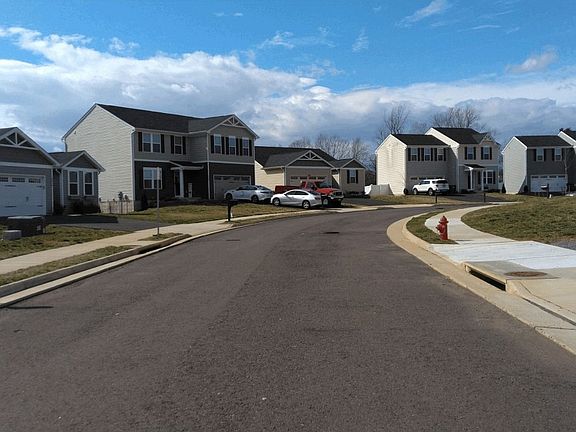 4th image of 2241 Sedgwick Dr