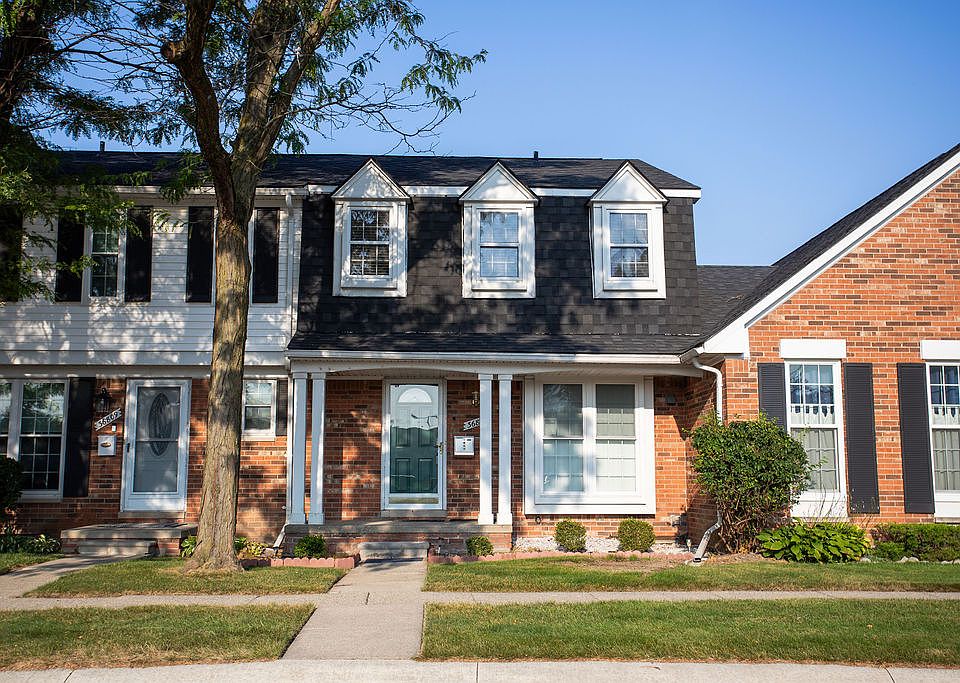 1st image of 36811 Park Place Dr